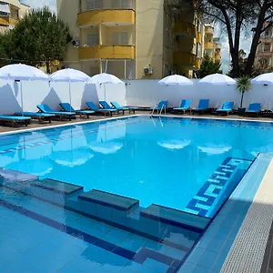 Atrium Deluxe 4*, Golem (Tirana) Albanië